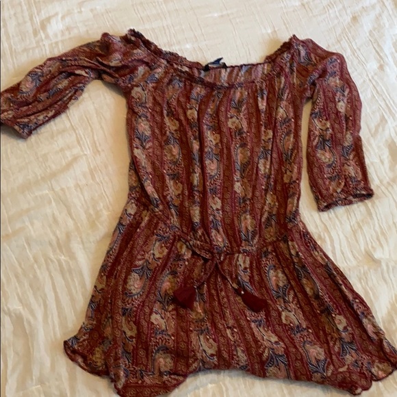 American Eagle Outfitters Pants - American Eagles off the shoulder romper